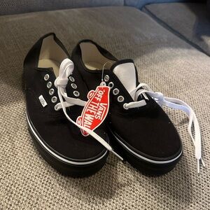 Black Vans - new with tags